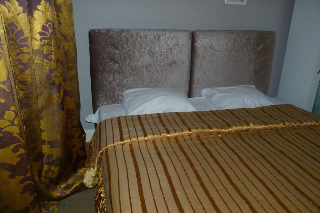 Eagles Budget Home Istanbul Bagian luar foto