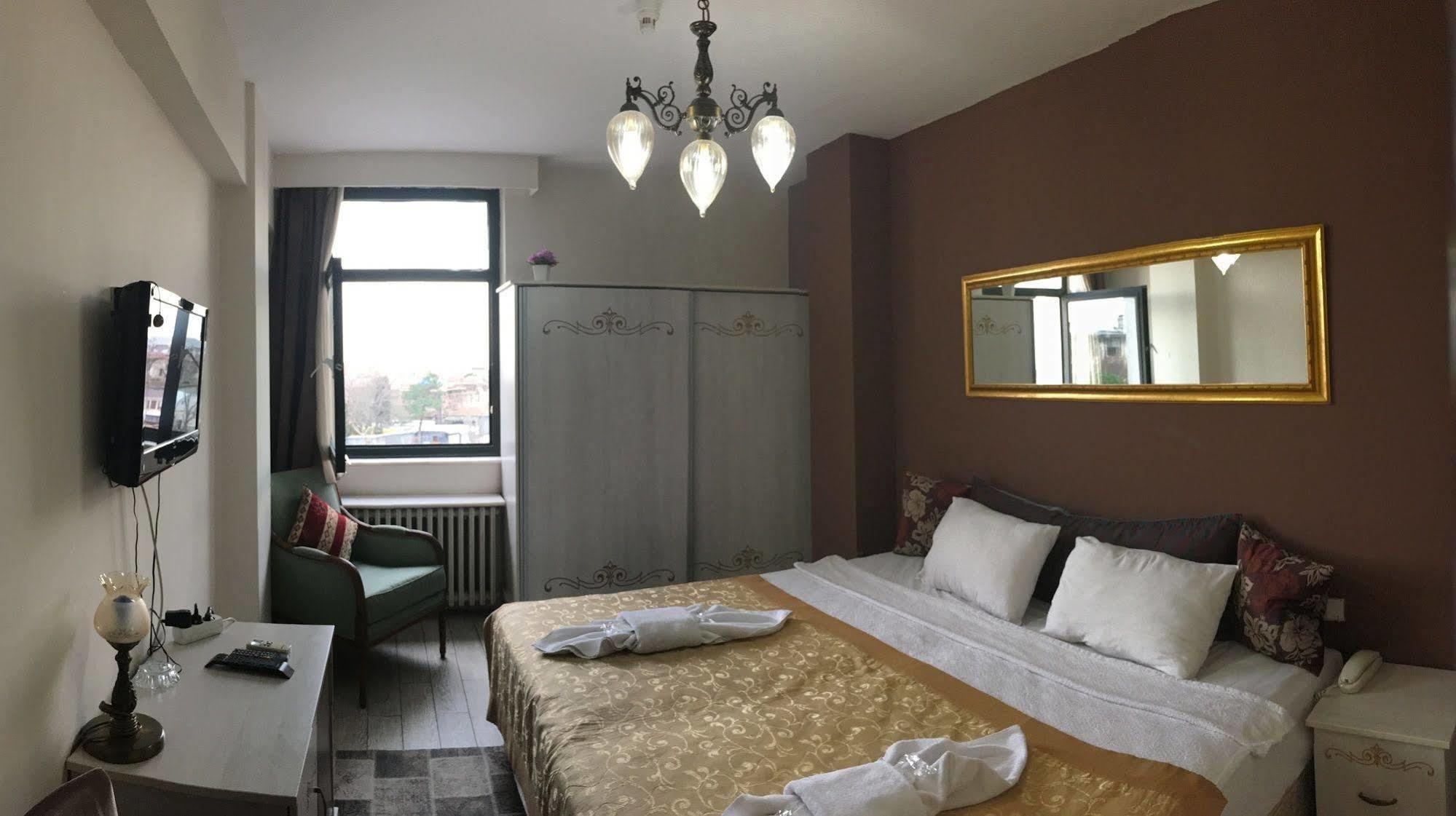 Eagles Budget Home Istanbul Bagian luar foto