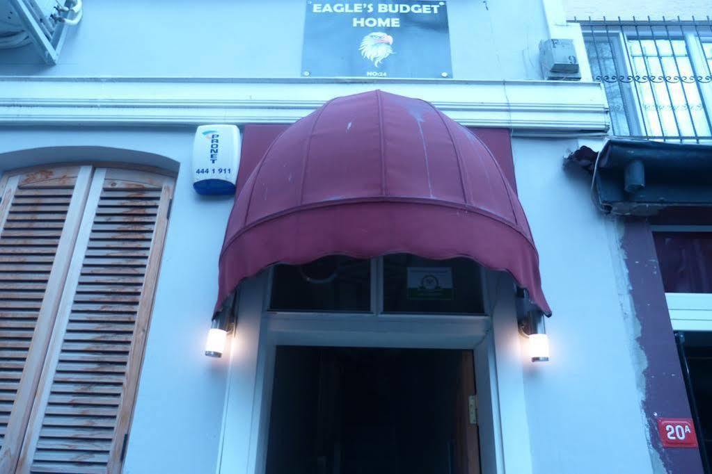 Eagles Budget Home Istanbul Bagian luar foto