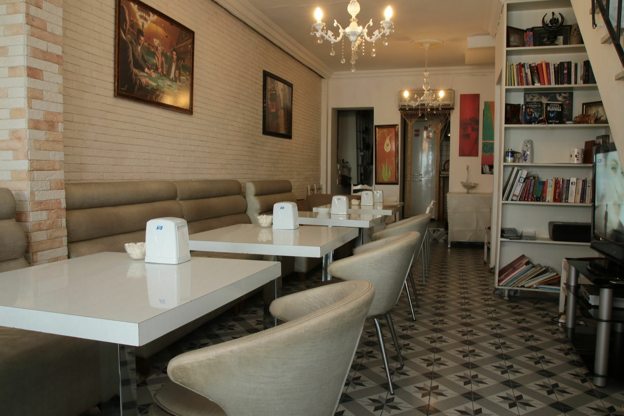 Eagles Budget Home Istanbul Bagian luar foto